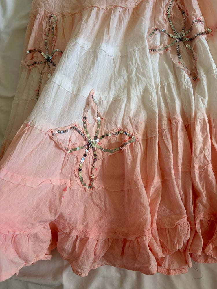 Vintage Y2K  peach and white ombre cotton skirt with sequin floral detail 