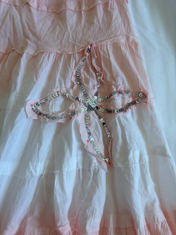 Vintage Y2K  peach and white ombre cotton skirt with sequin floral detail 