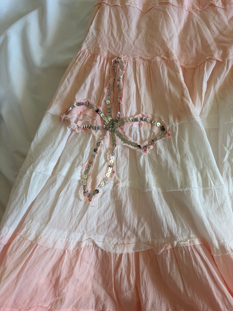 Vintage Y2K  peach and white ombre cotton skirt with sequin floral detail 