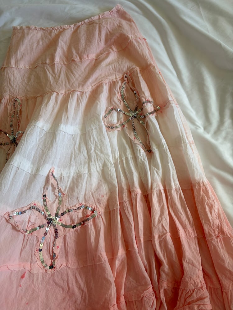 Vintage Y2K  peach and white ombre cotton skirt with sequin floral detail 