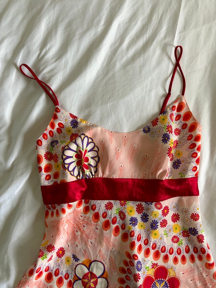 Vintage Y2K red floral mini dress with retro style print ribbon detail in underbust